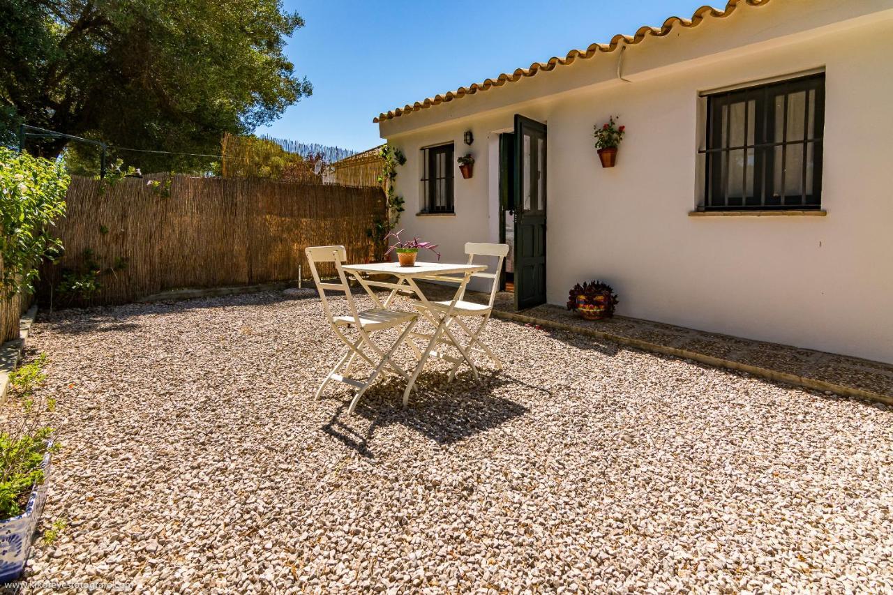 Cortijo El Indiviso Guest House Vejer de la Frontera Exterior photo